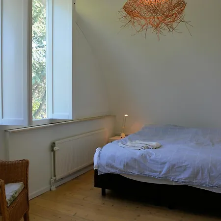 In Near The Noordwijk