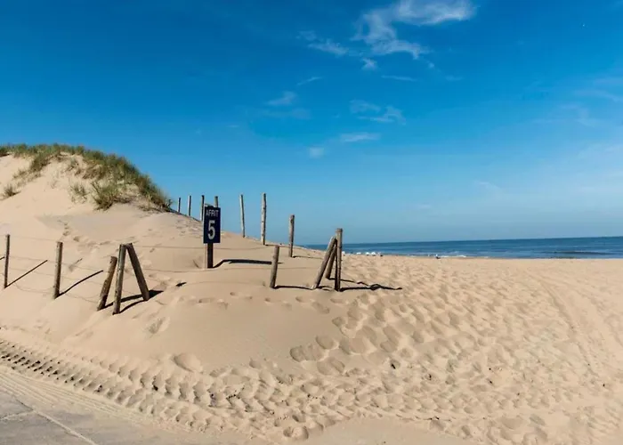 In Near The Noordwijk